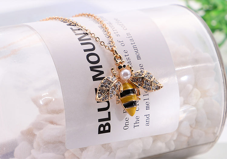 The Bee Set - TopNotch{C}