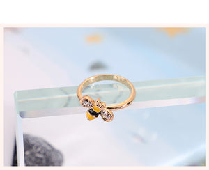 The Bee Set - TopNotch{C}