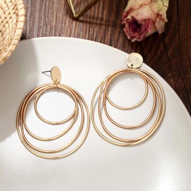 Multilayered Hoops - TopNotch{C}